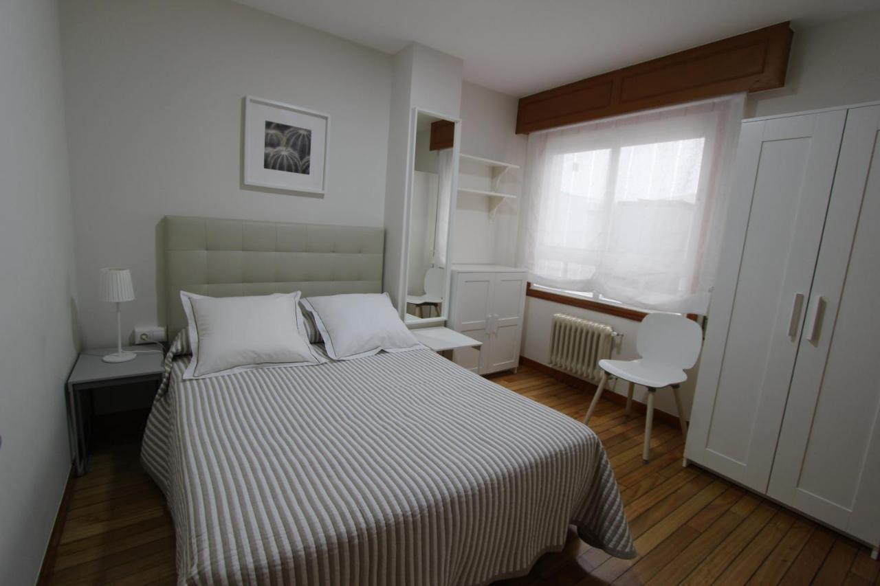 Apartamento Vivienda Uso Turístico ESPIÑEIRA Santiago de Compostela Exterior foto